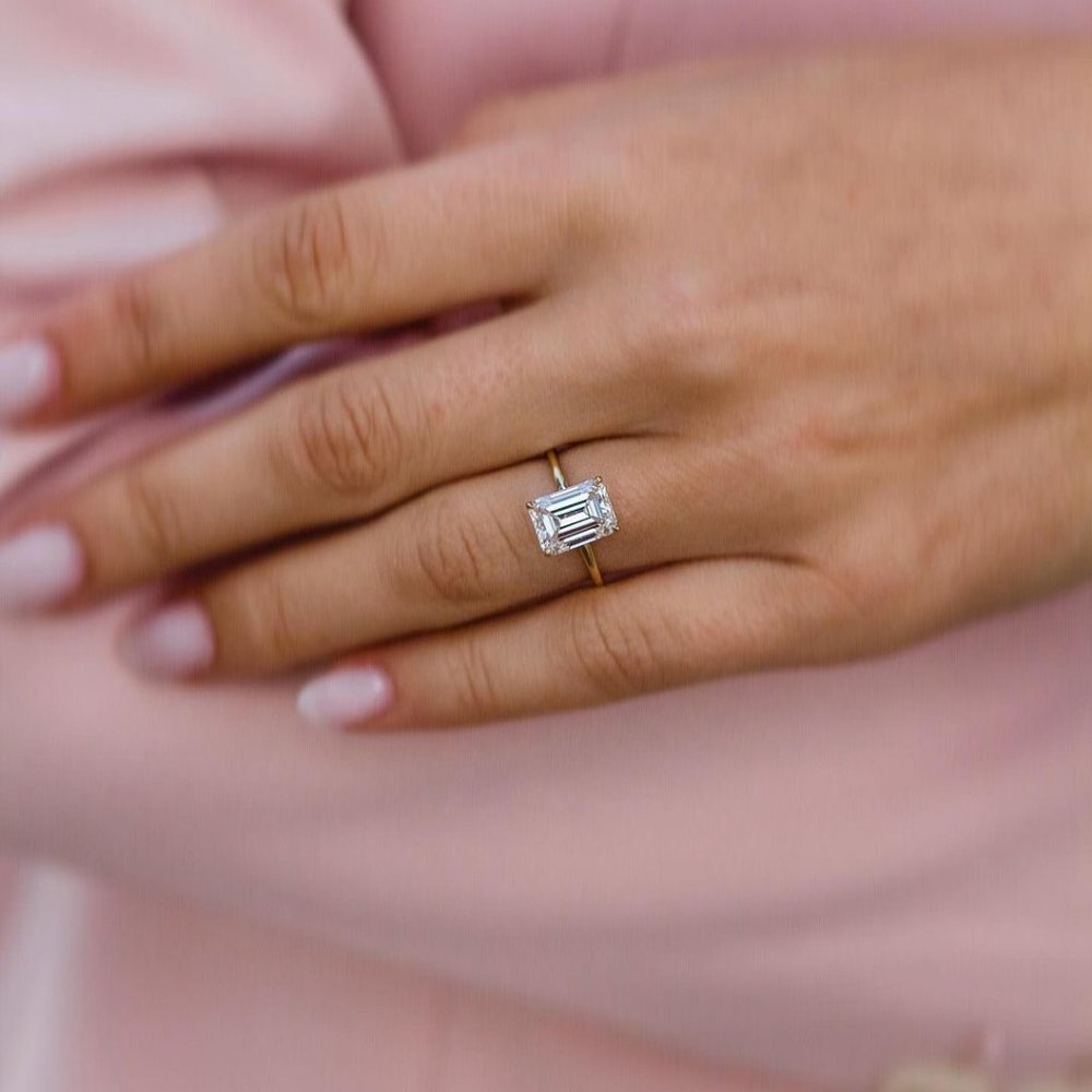 Certified 2.5 ct. t.w. Moissanite Diamond Emerald Cut Engagement Ring NEW - Picture 4 of 15